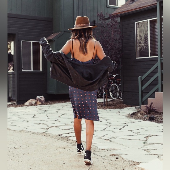 Sincerely Jules navy silk dress - Picture 5 of 5